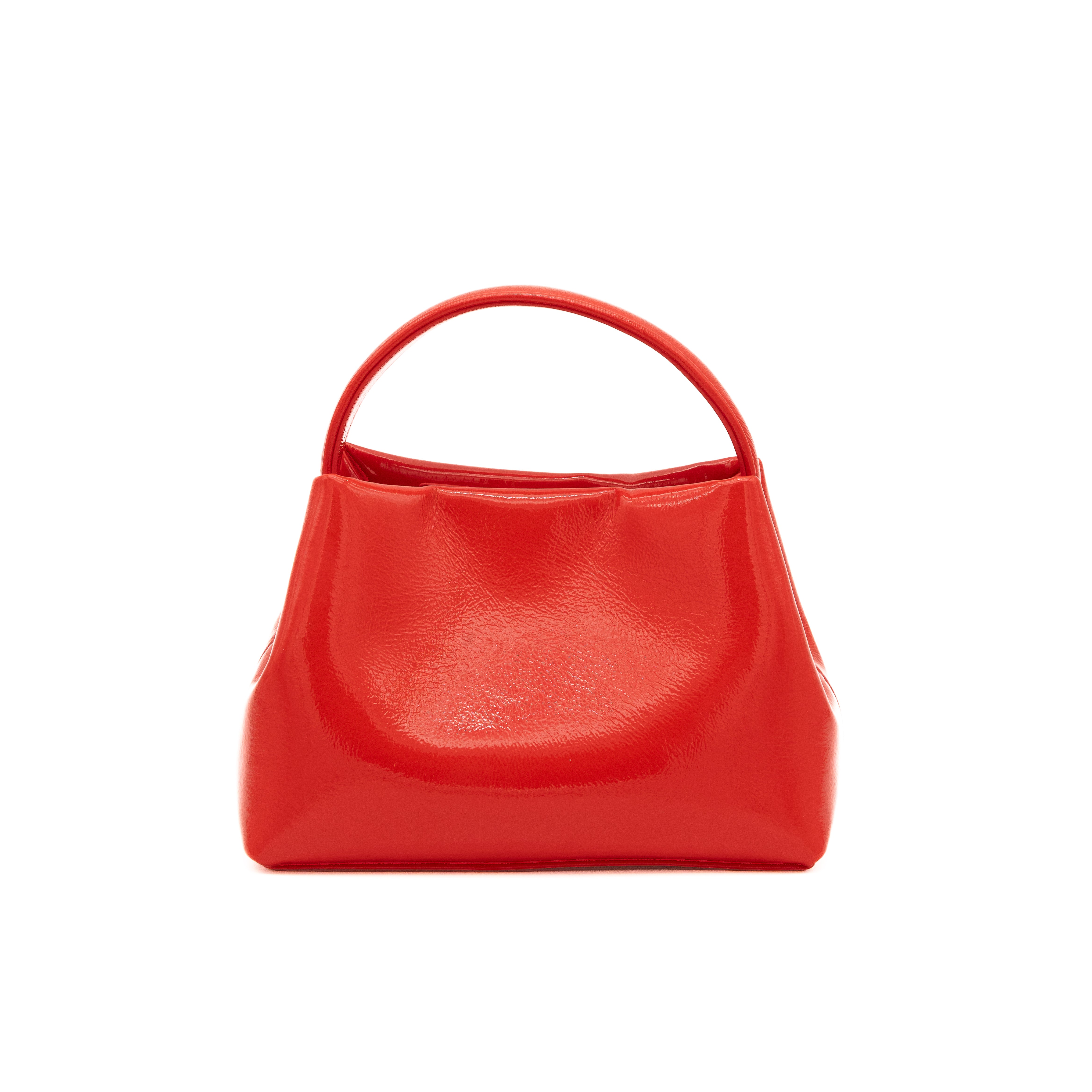 Bolso de fiesta con efecto charol rojo, diseño estructurado y correa combinada metálica y sintética