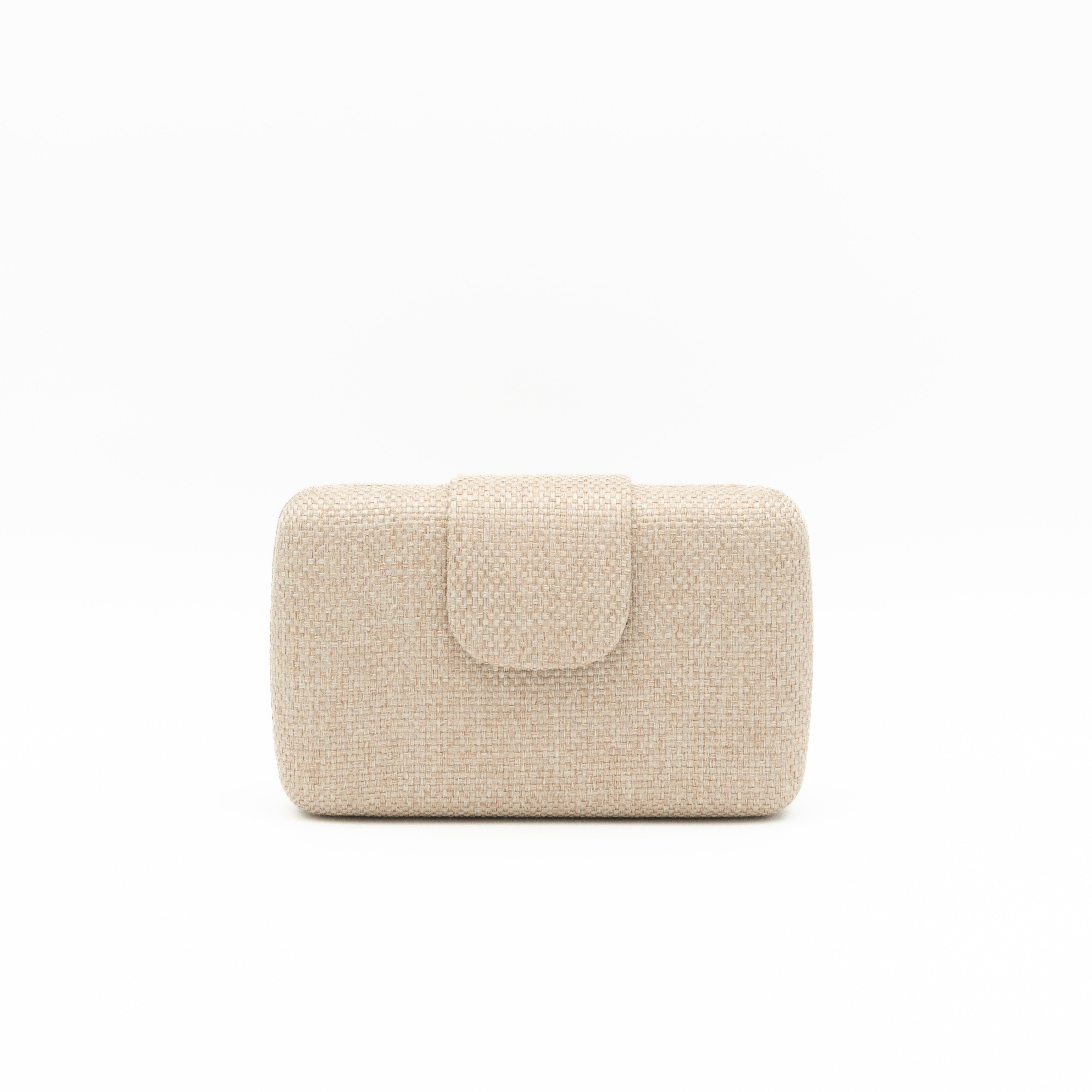 Bolso de fiesta de rafia beige con solapa y cadena metálica fina desmontable