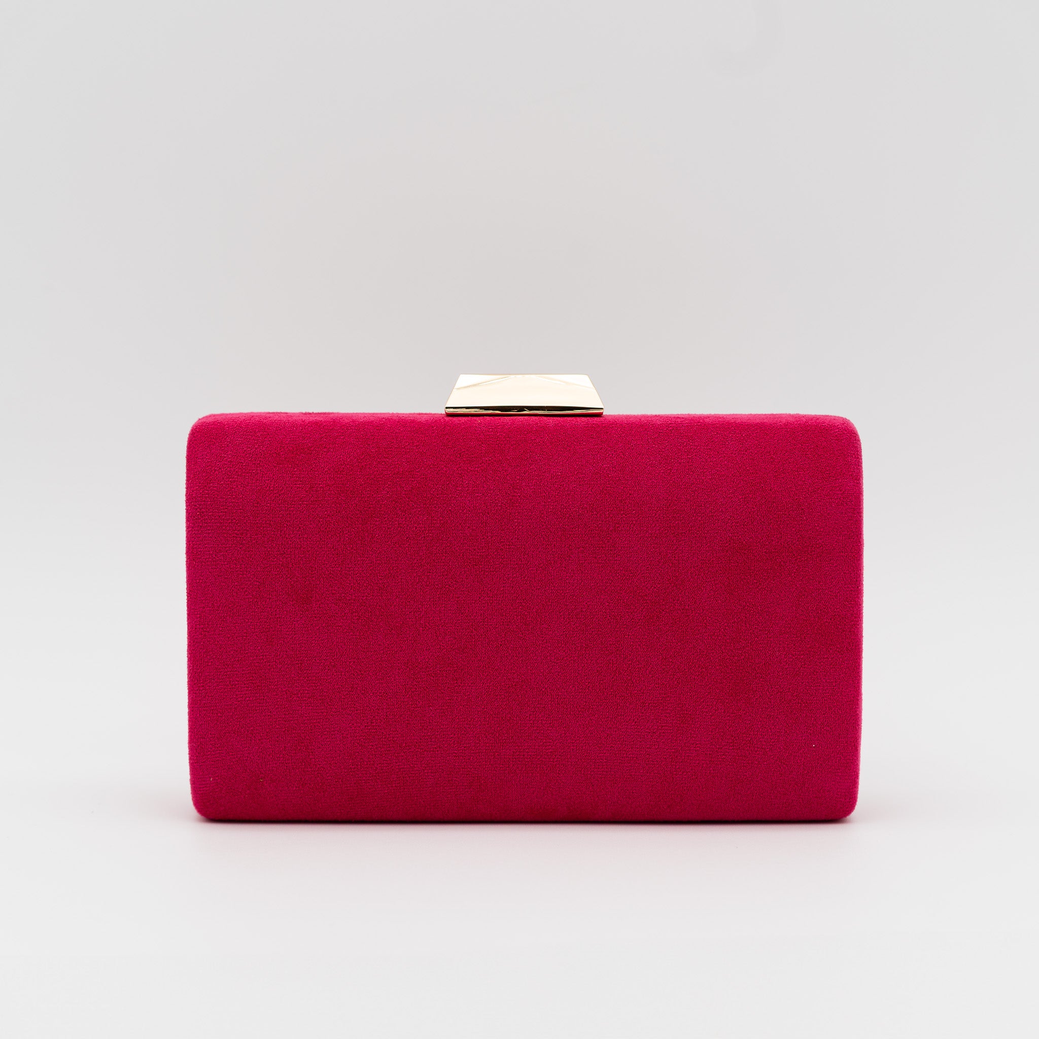 Clutch de fiesta en antelina con cierre metálico y cadena desmontable, perfecto para bodas y cócteles. Color fresa