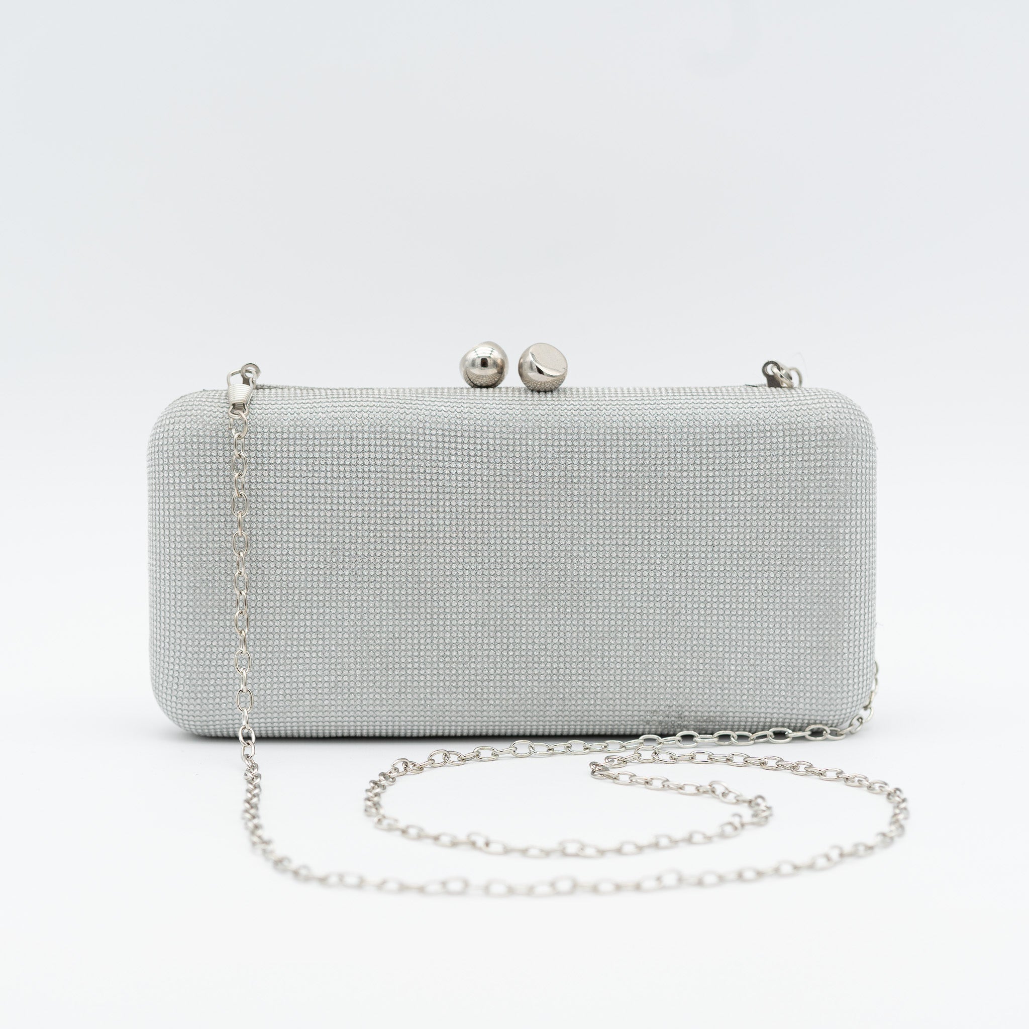 Clutch de fiesta con pedrería plateado, cierre de bola y cadena desmontable, ideal para bodas y cócteles