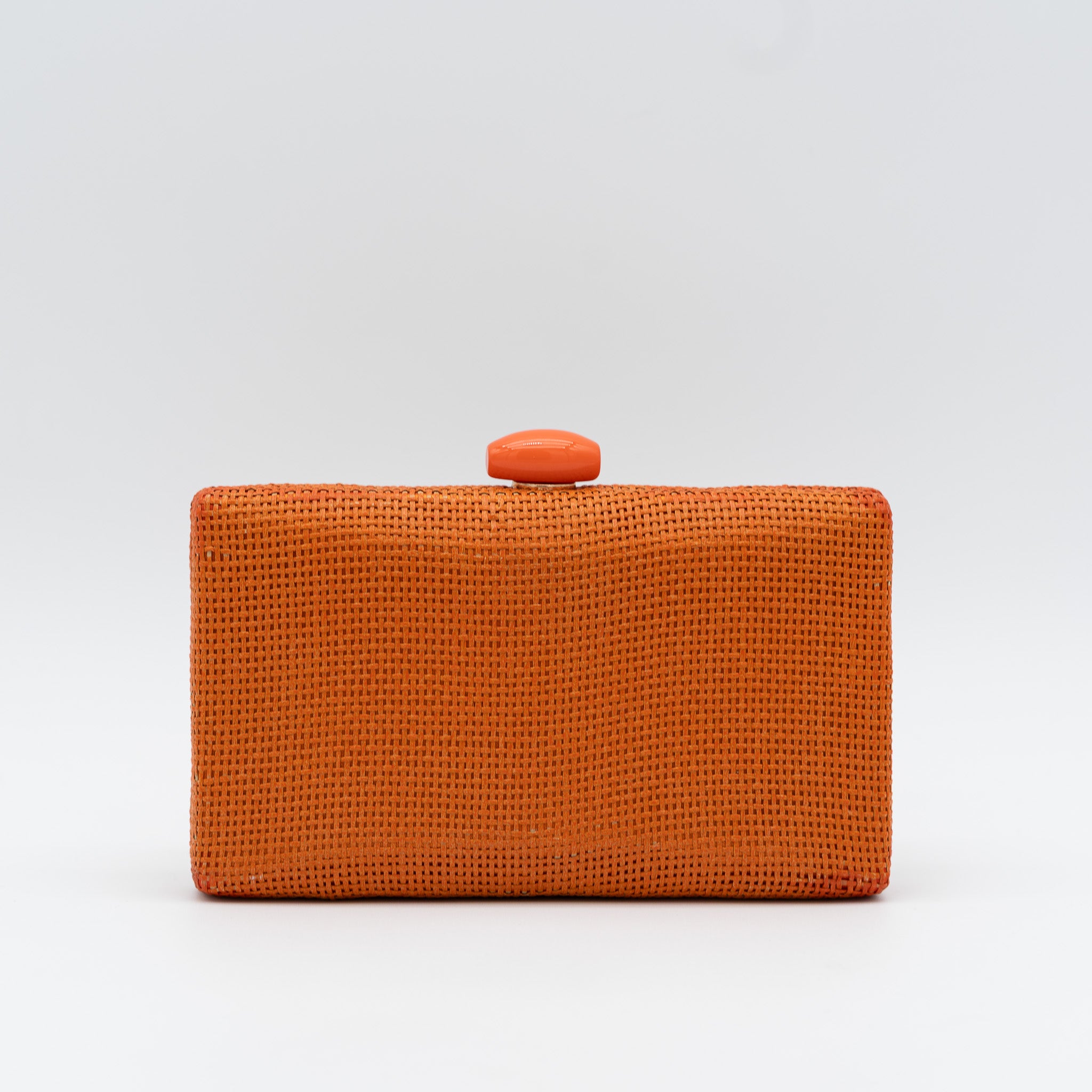 Clutch de fiesta en rafia naranja con cierre con abalorio y cadena desmontable, ideal para bodas y cócteles