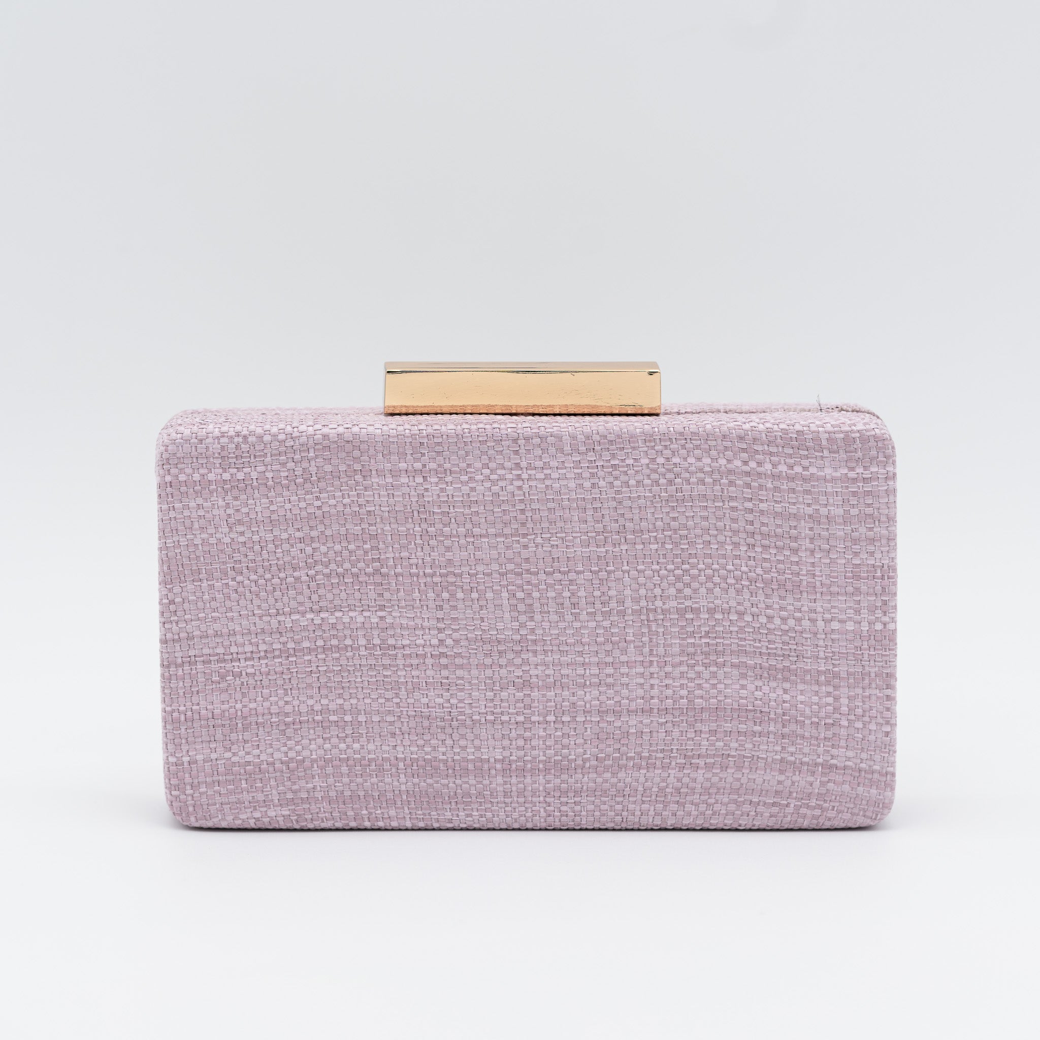 Bolso clutch de fiesta rectangular con acabado en rafia y cierre metálico largo en color rosa palo