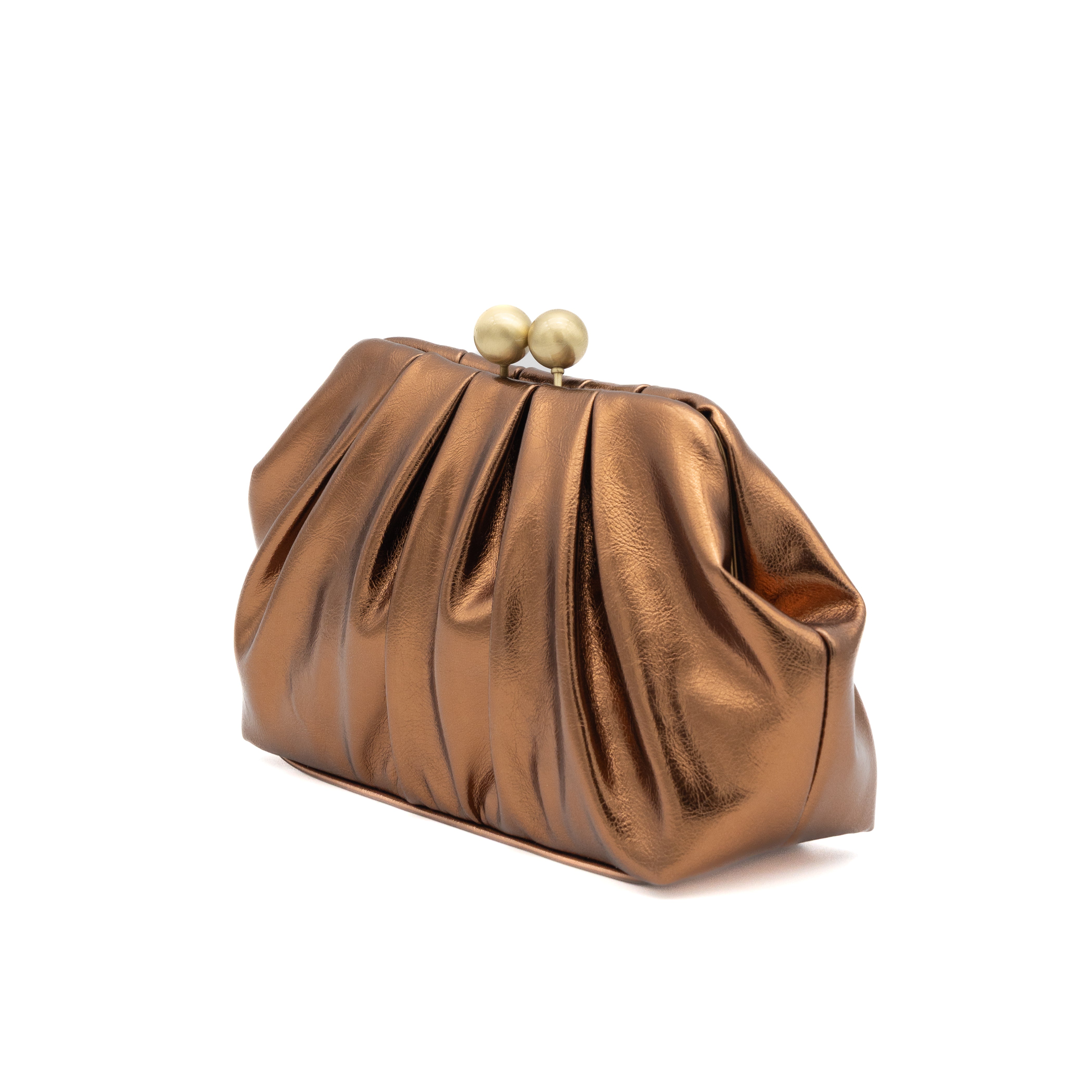 Bolso clutch de fiesta fruncido metalizado bronce con cierre de bolas
