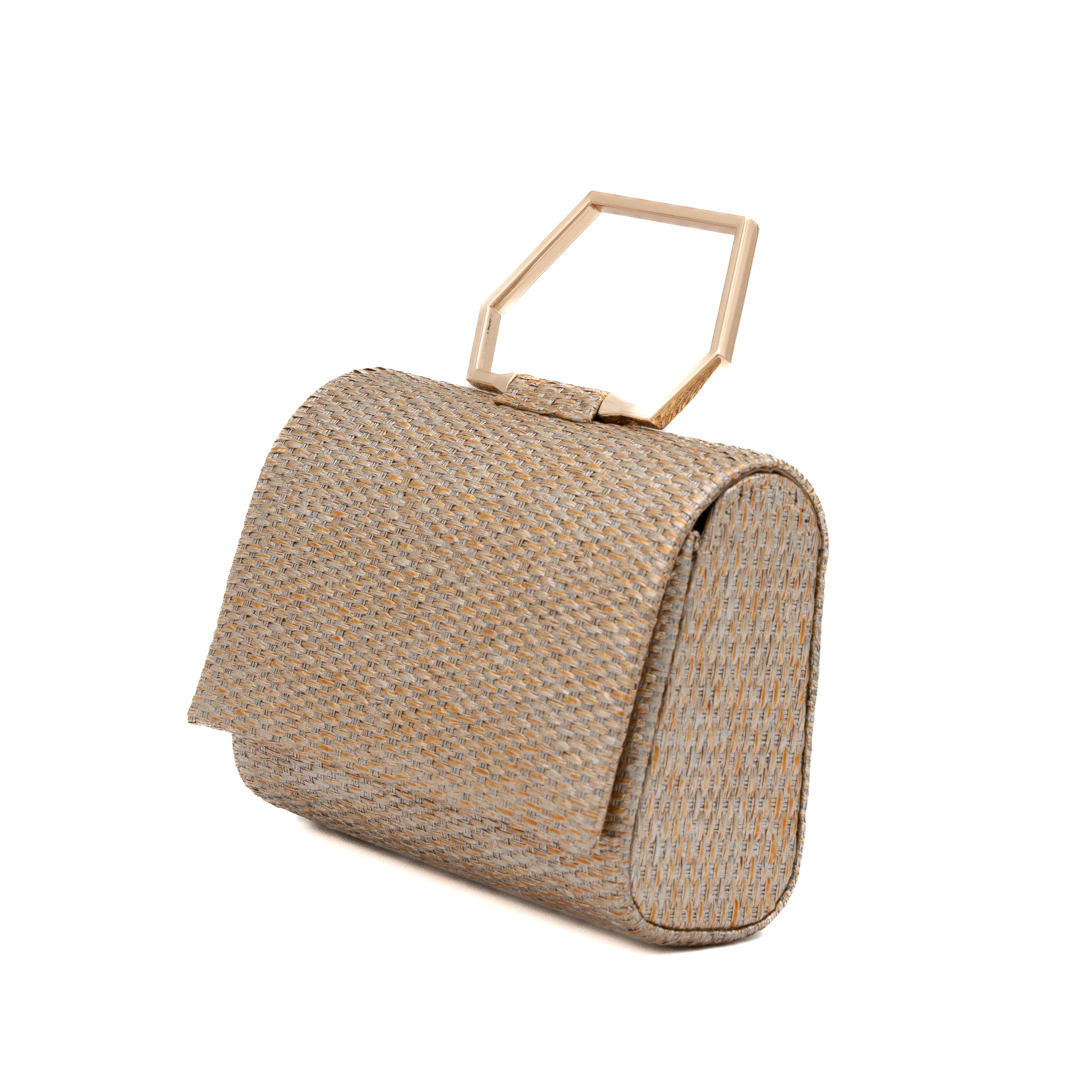 Bolso de mano de rafia champán con asa geométrica metálica