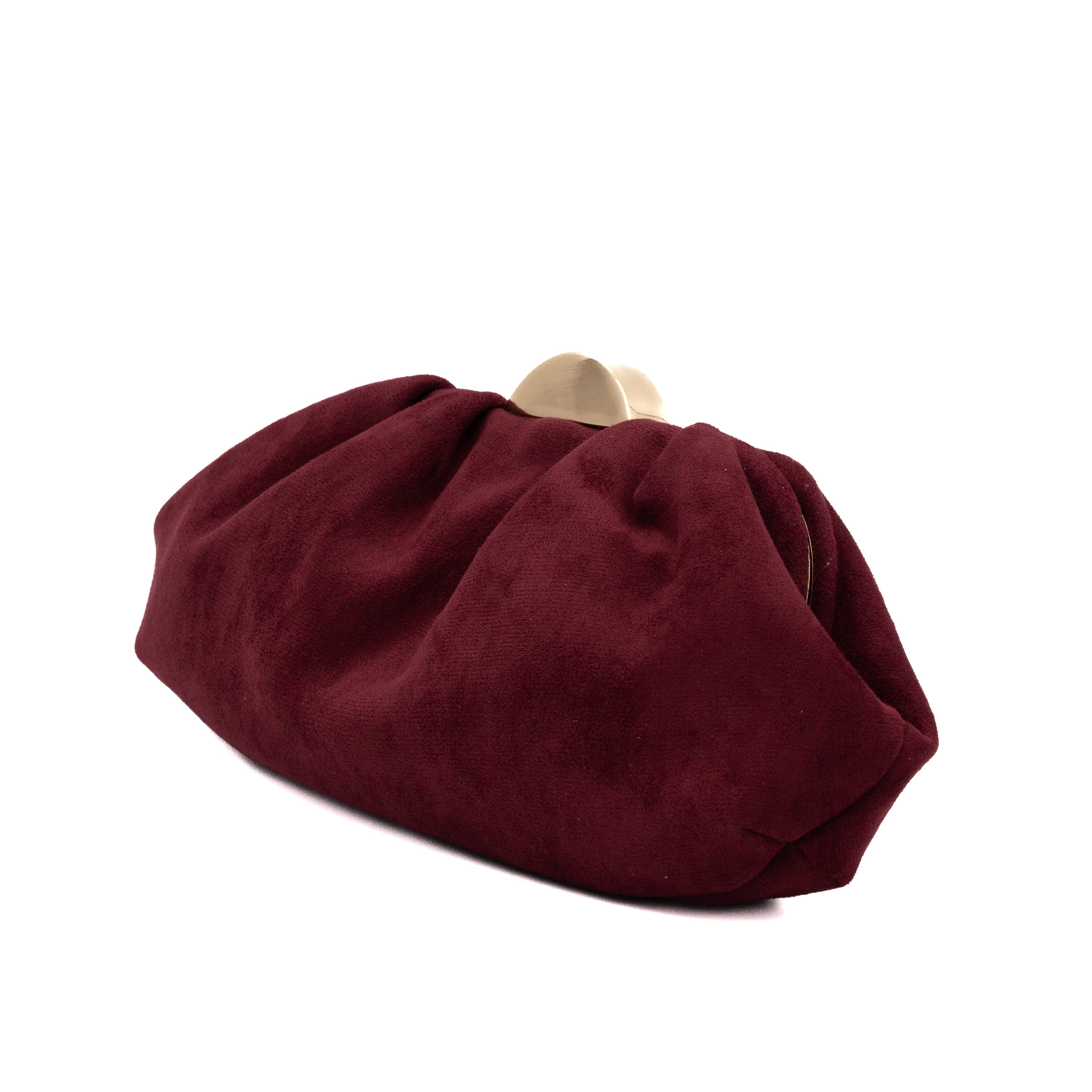 Bolso de fiesta tipo antelina granate con detalle de media luna metálica