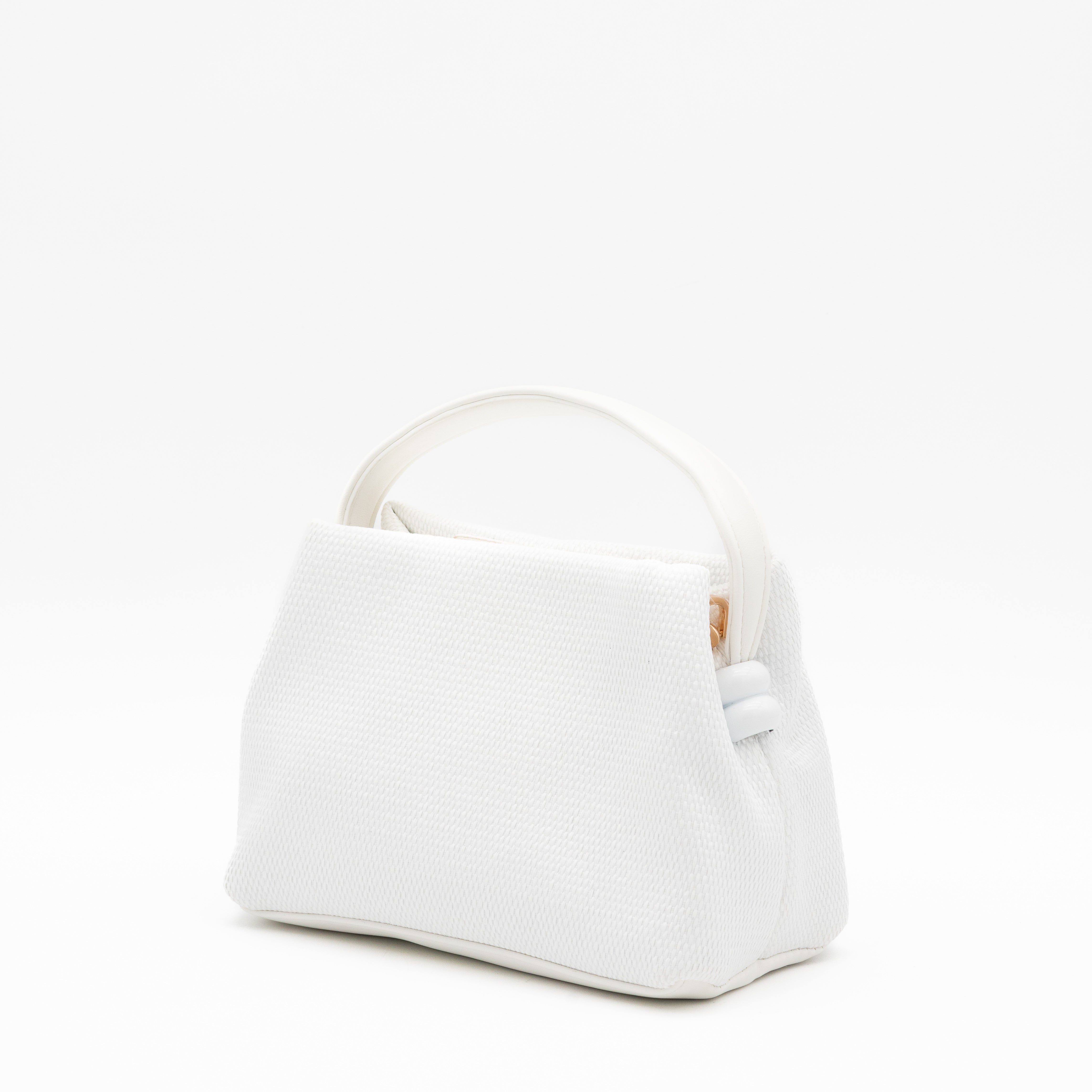 Bolso de fiesta de rafia blanco con asa rígida y correa desmontable