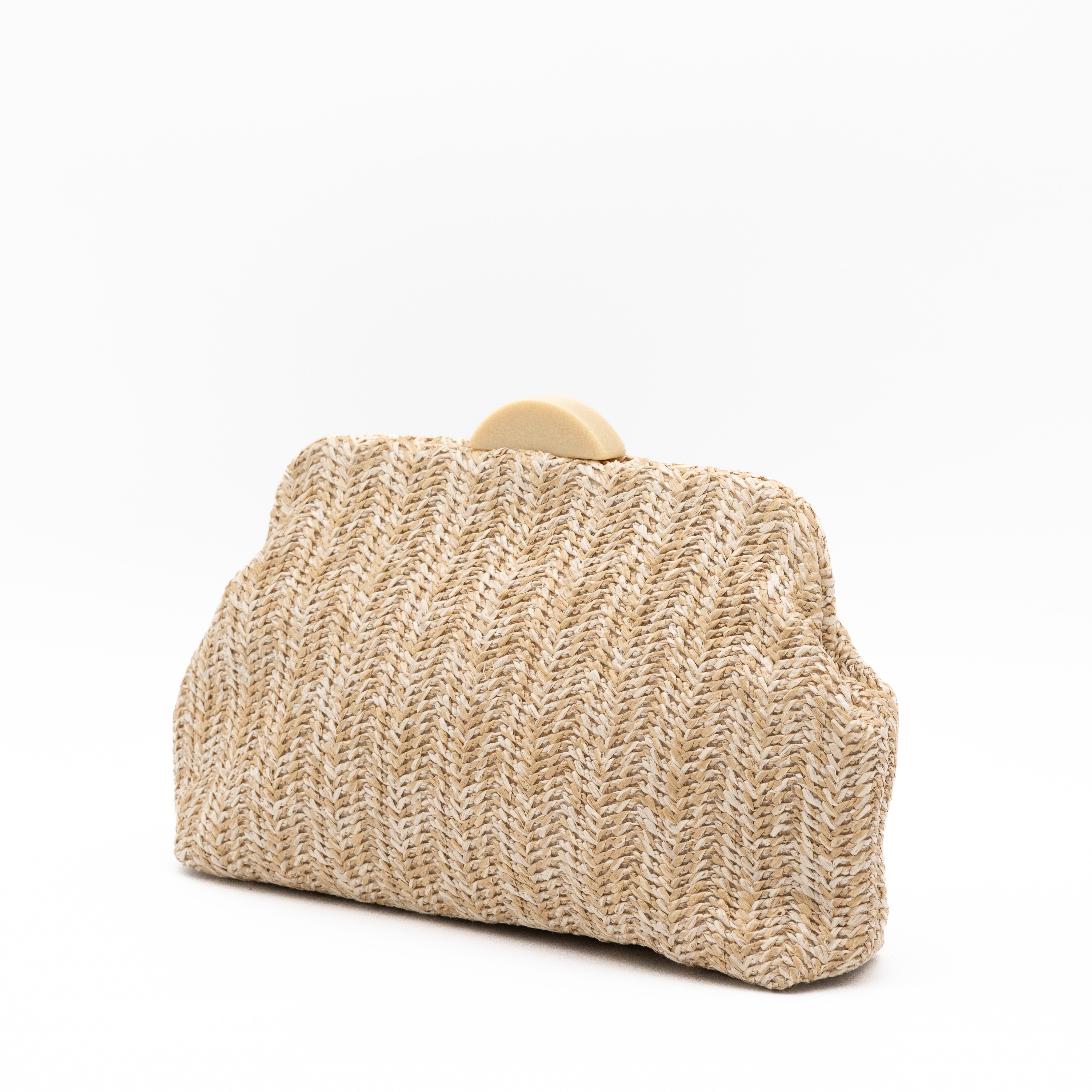 Bolso de fiesta de rafia camel con diseño en espiga y cadena metálica desmontable