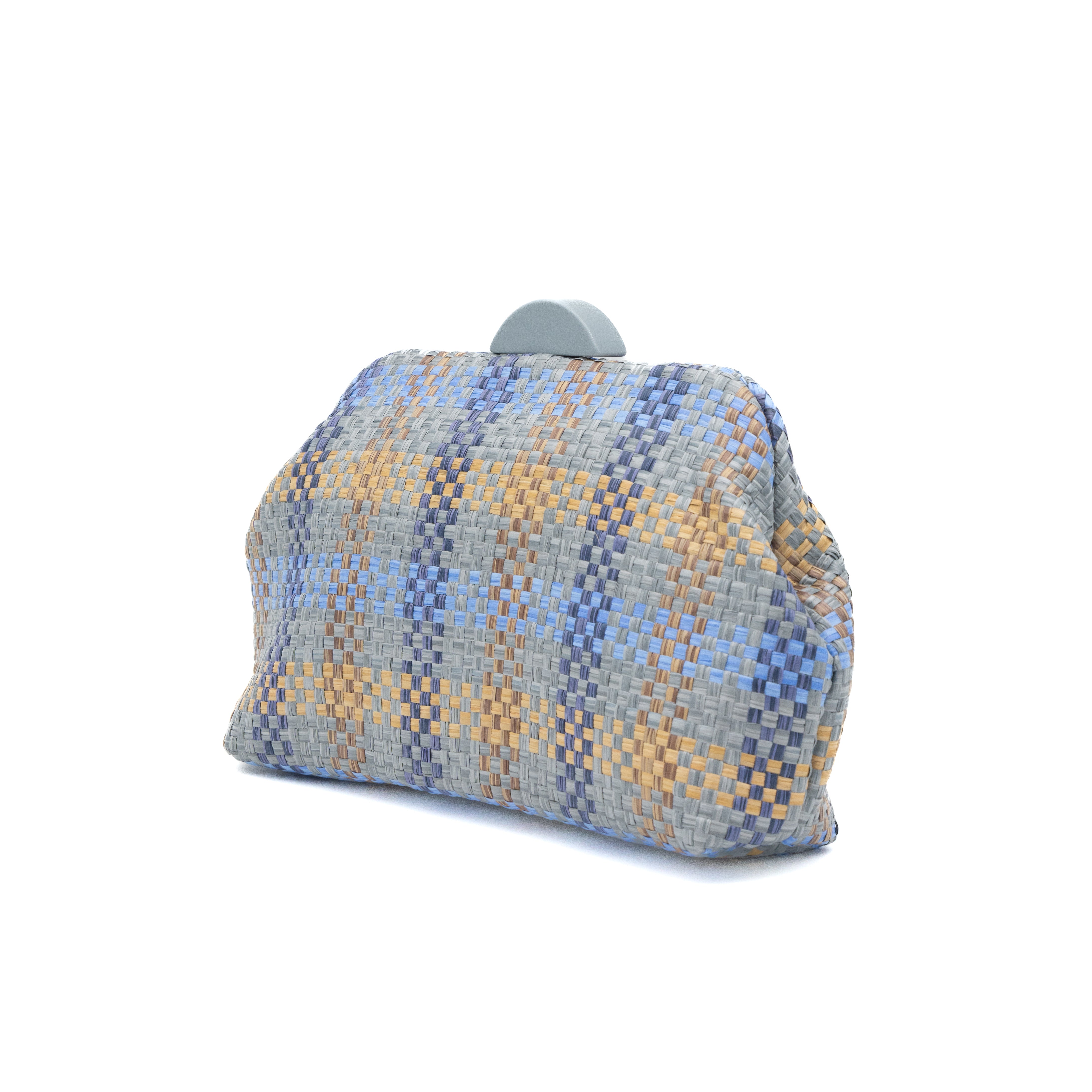 Bolso clutch de fiesta en rafia multicolor azul con diseño de cuadros