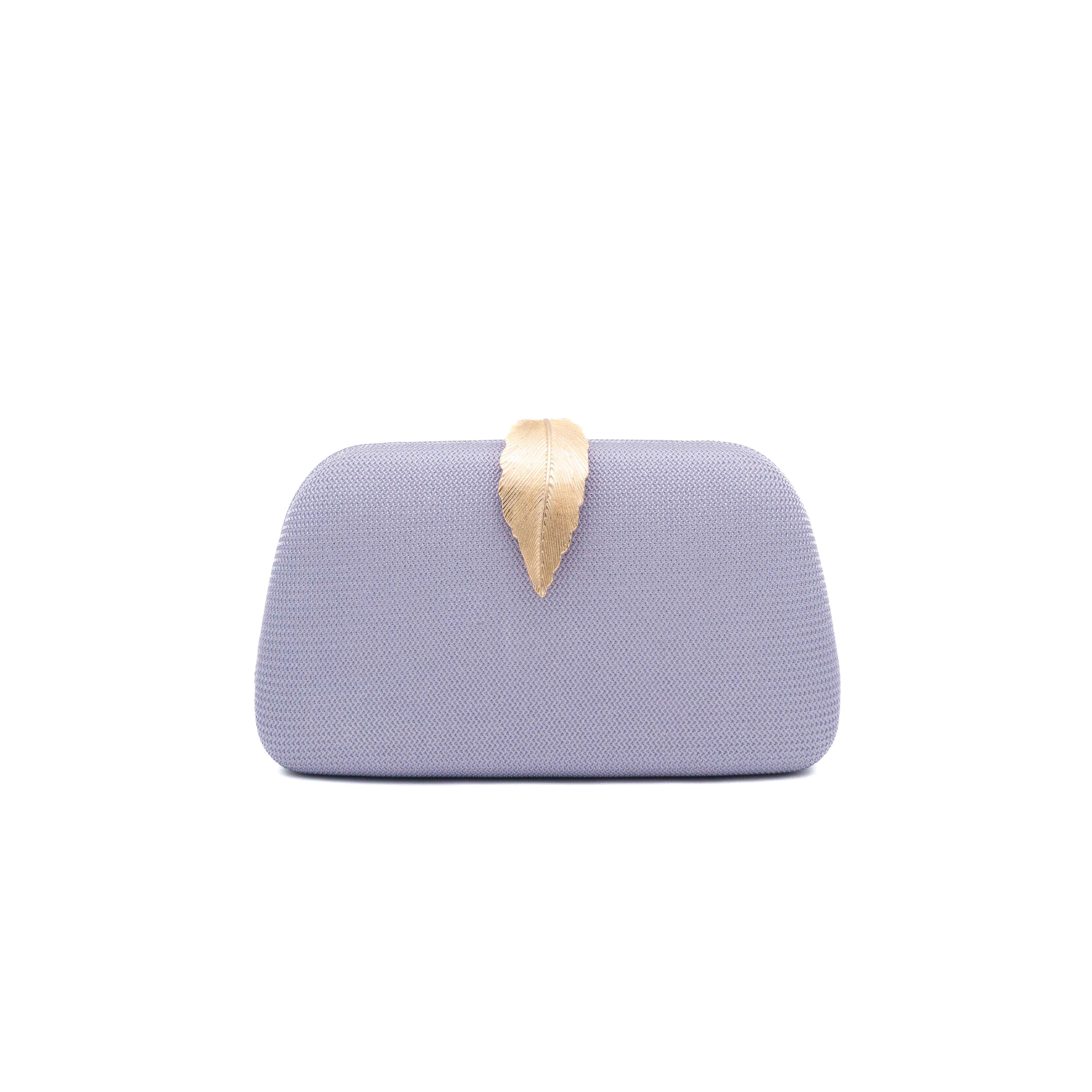 Bolso clutch rígido de malla lila con cierre de hoja