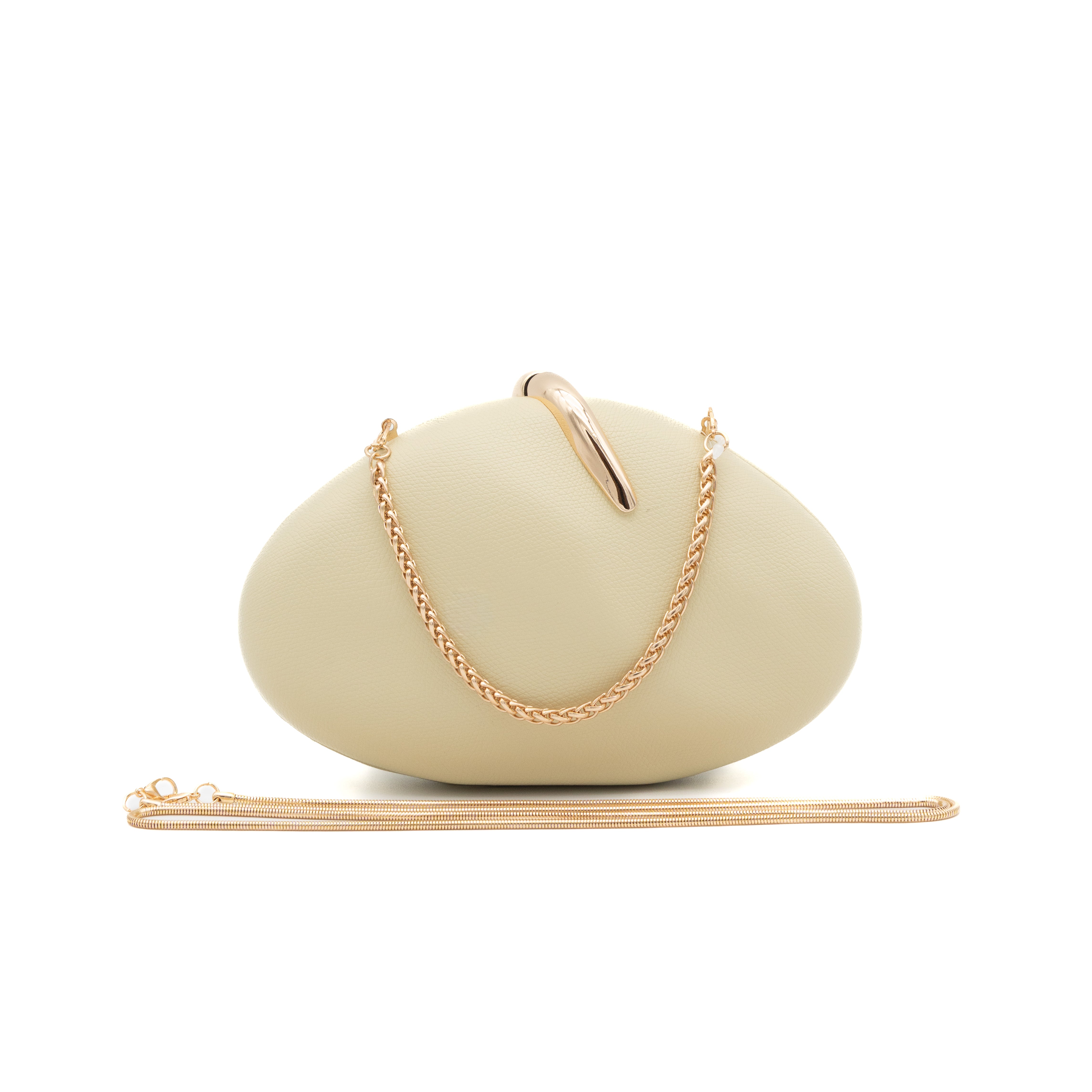 Bolso clutch rígido de polipiel amarillo claro con detalle metálico curvo