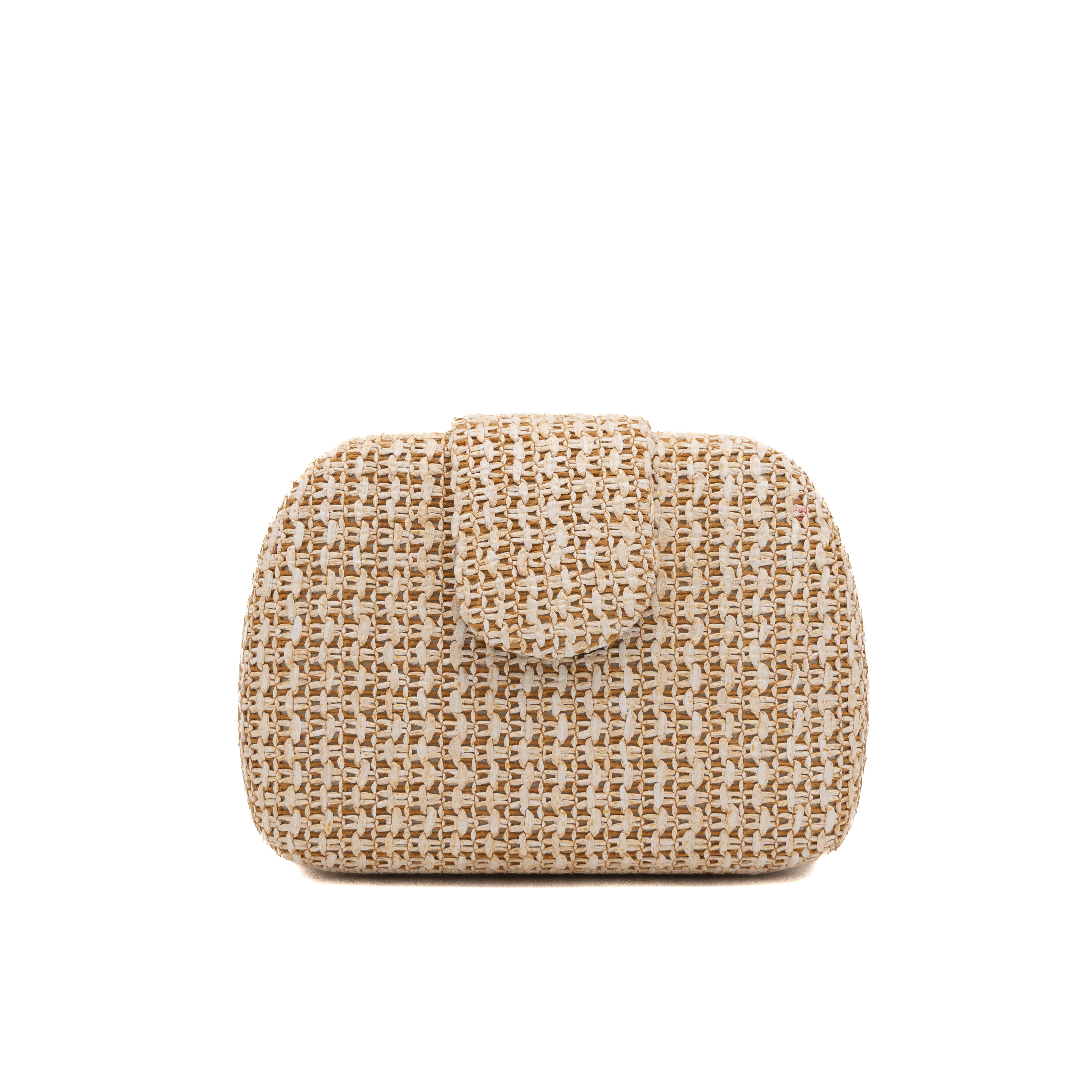 Bolso clutch rígido ovalado de rafia trenzada camel